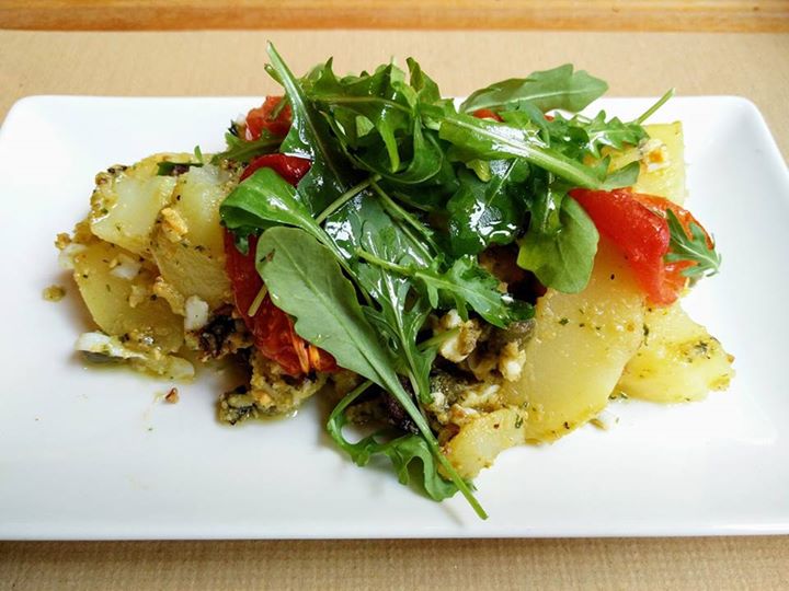 Ensalada de patata con rúcula