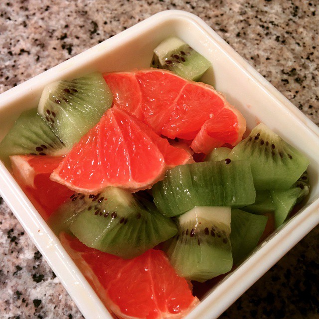 Pomelo y kiwi