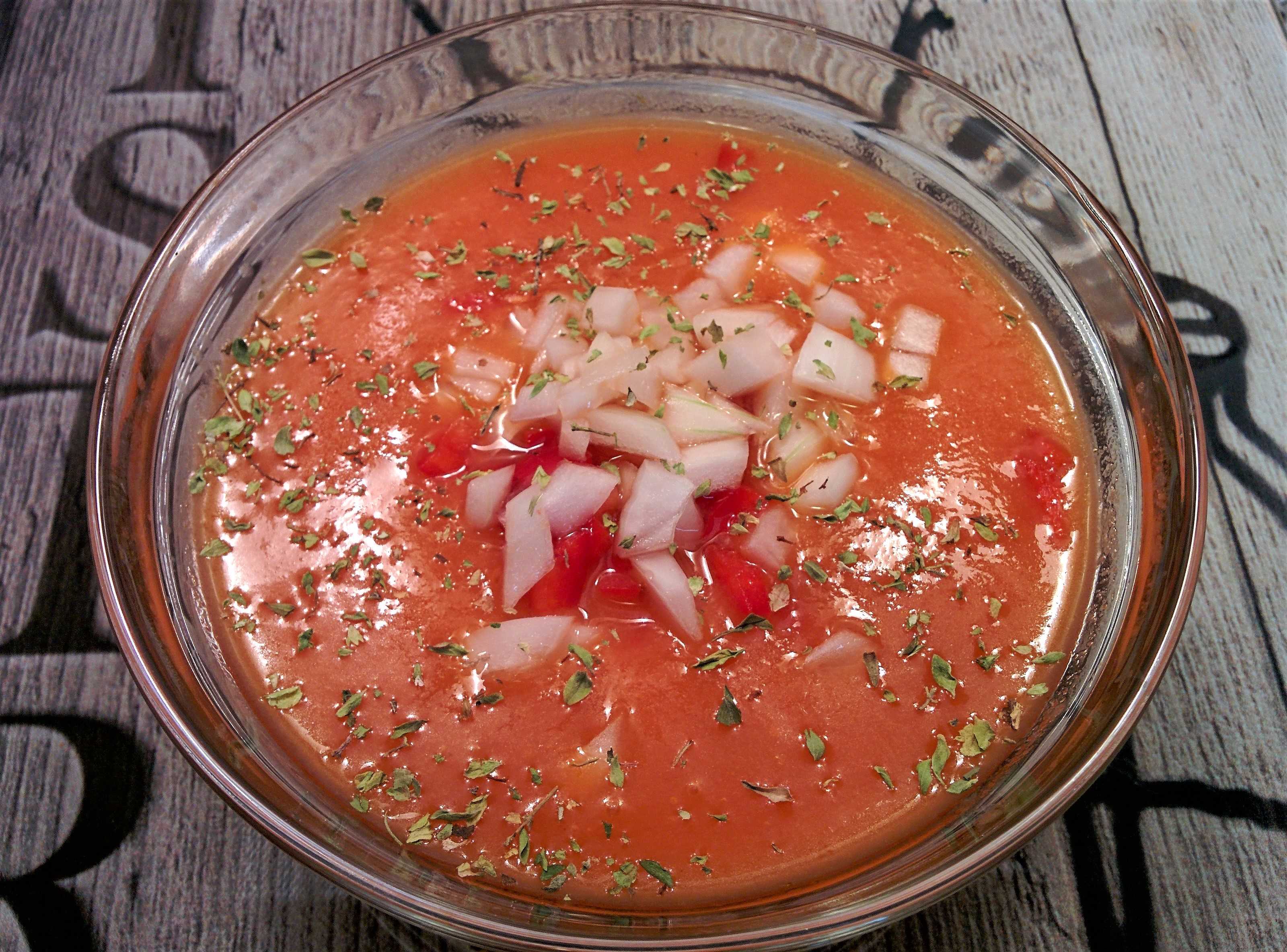 Gazpacho con hortalizas y semillas