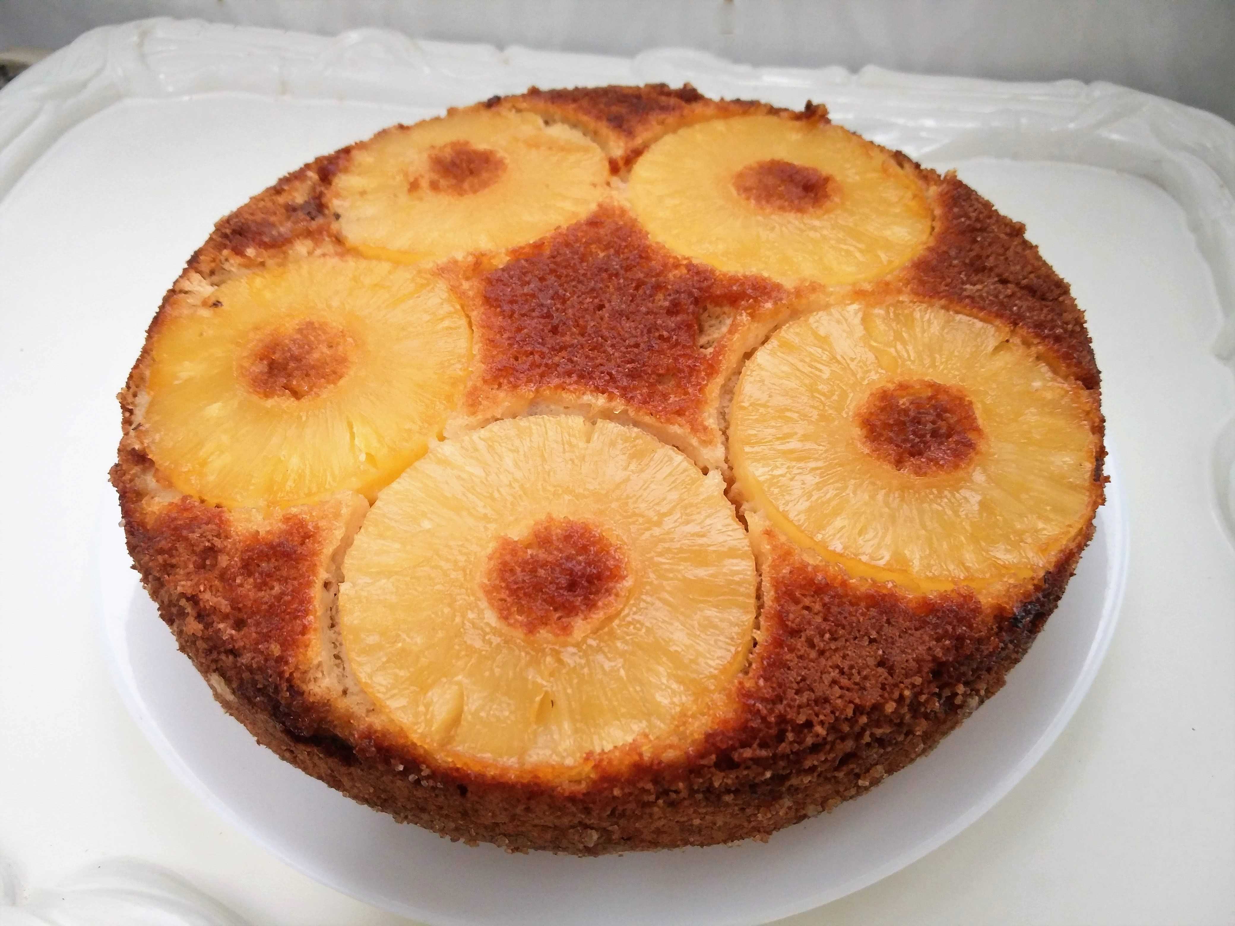 Tarta de piña Tahití